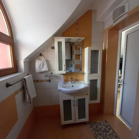 Private 1 With Sea And Mountain Views. بيت ضيافة سفيتي فلاس