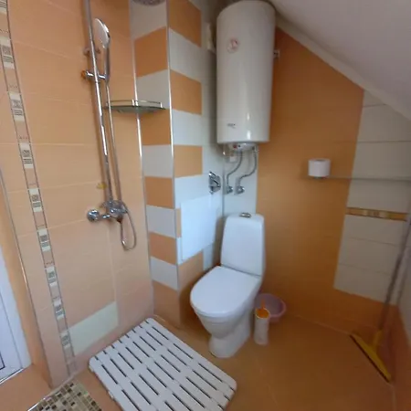 Private 1 With Sea And Mountain Views. *